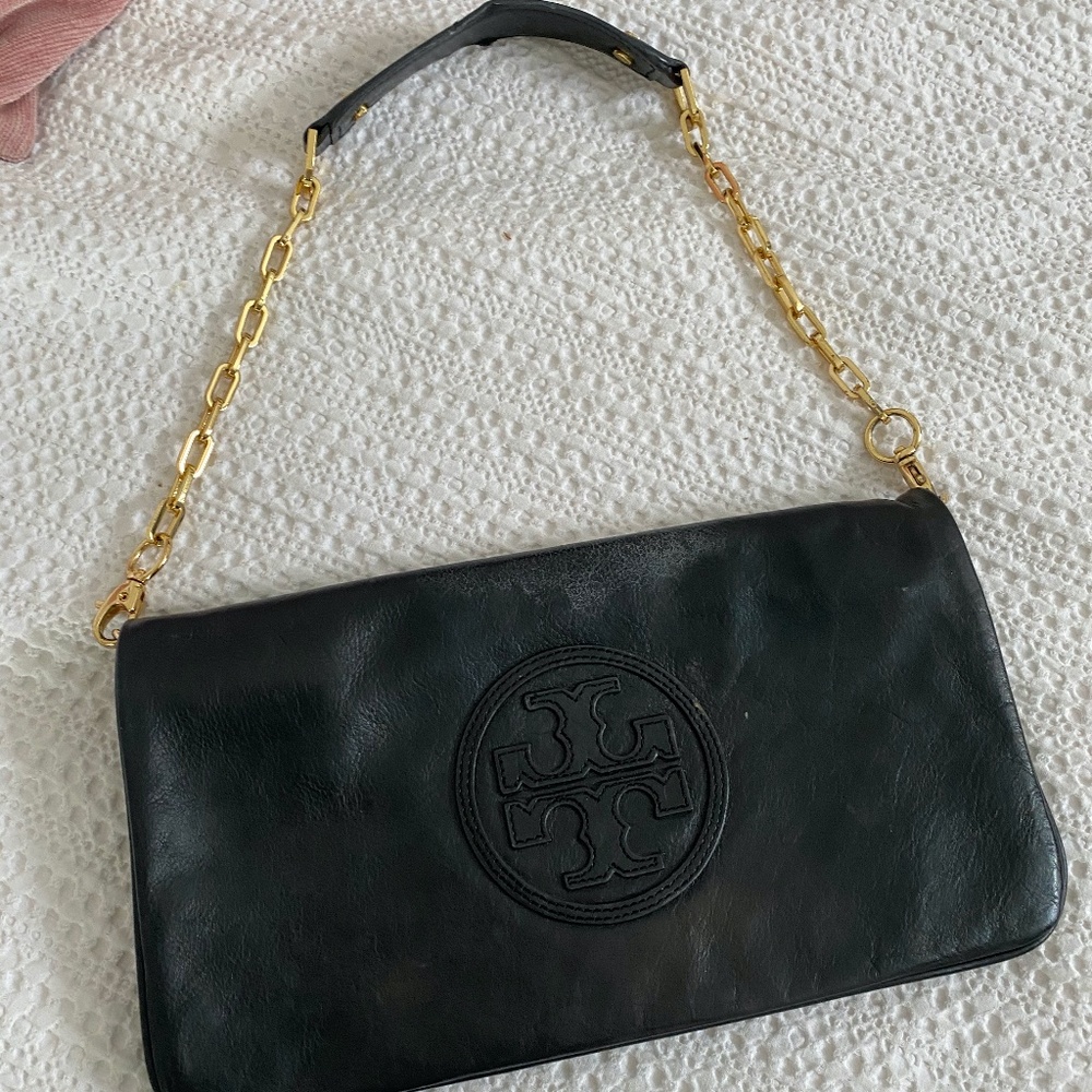 Tory Burch Large Logo Clutch